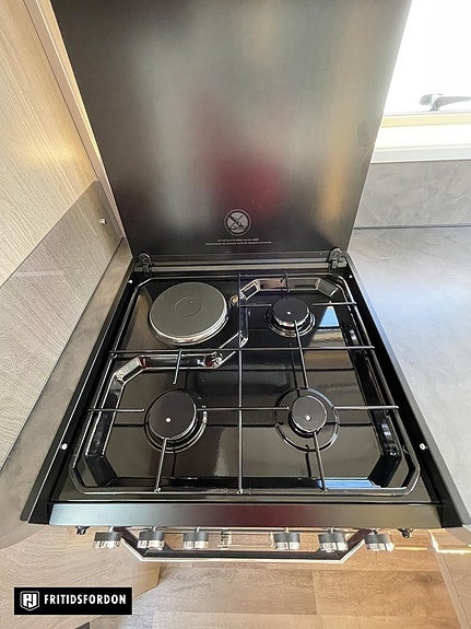 Kabe Royal 600 CXL KS 11 of 20