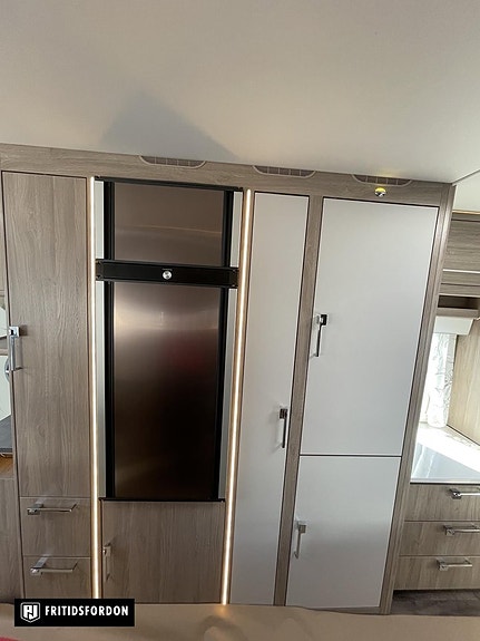 Kabe Royal 600 CXL KS 13 of 20
