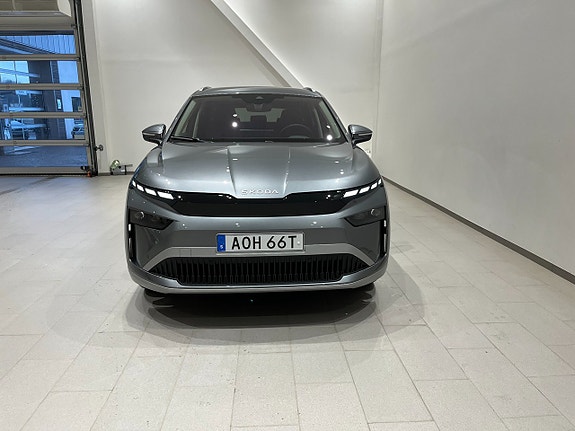 Skoda Enyaq 2 of 5