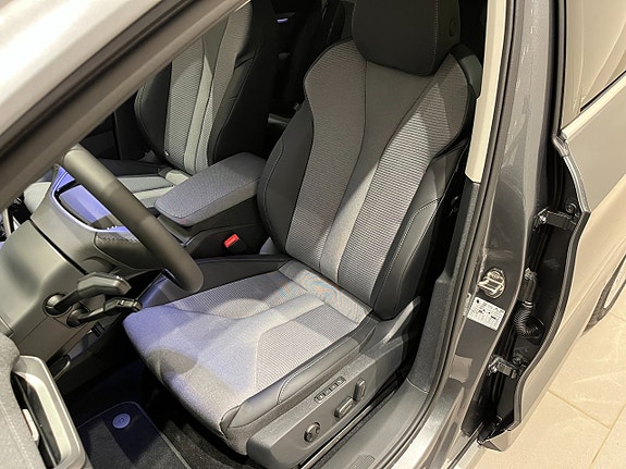 Skoda Enyaq 12 of 18