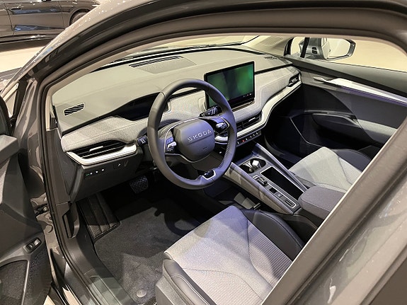 Skoda Enyaq 11 of 18