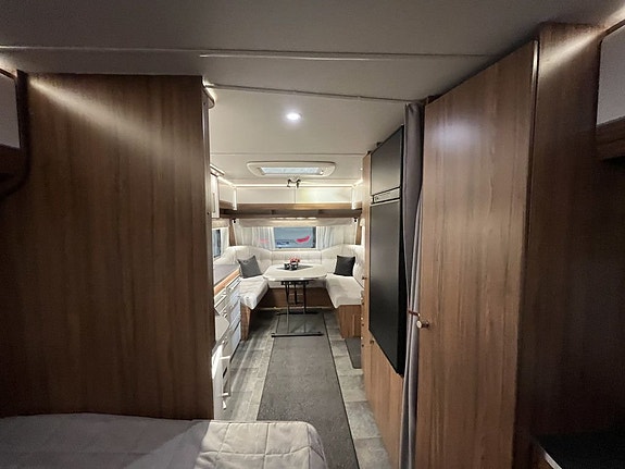 Polar 560 FWA Selected 8 of 8