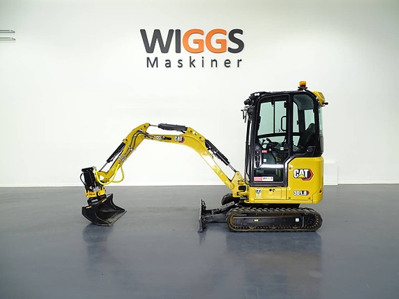 CAT 301.8 Next / Engcon EC02B / S30-180 / 4-Slang