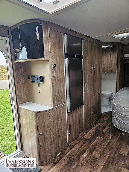 Kabe Royal 560 XL KS / Dubbelbädd / Alde / Förtält 7 of 17