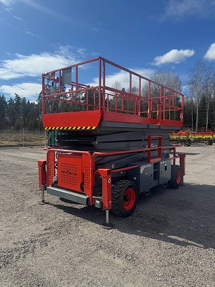 Saxlift SkyJack 9250RT Terräng - Begagnad 3 of 11