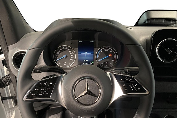 Mercedes-Benz eSprinter 314 7 of 11