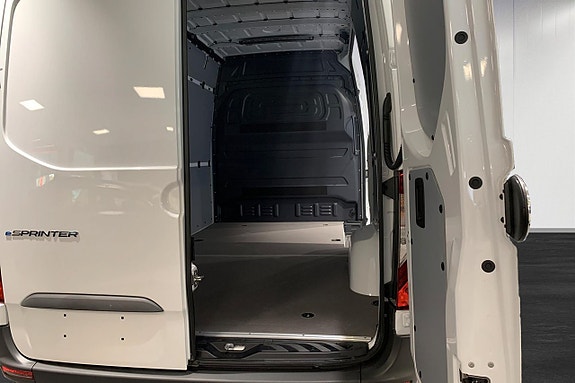 Mercedes-Benz eSprinter 314 11 of 11