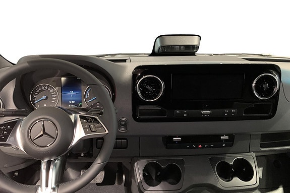 Mercedes-Benz eSprinter 314 8 of 11