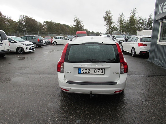 Volvo V50 6 of 14