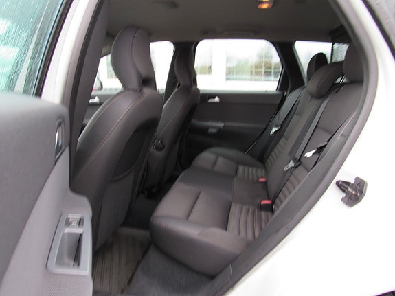 Volvo V50 13 of 14