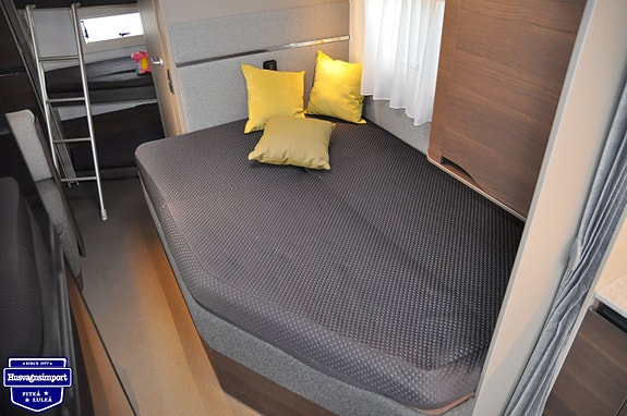 Adria Alpina 663 UK 4 of 20