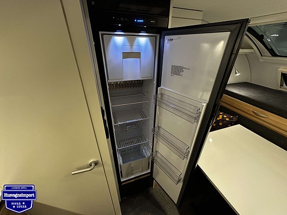 Adria ACTION 391 PH - Dubbelbädd / Garage / Resevagn 11 of 20