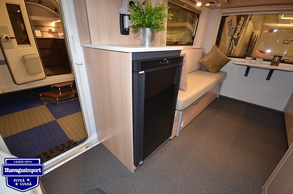 Adria AVIVA 422 PY 7 of 14
