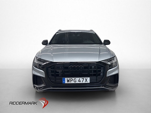 Audi Q8 2 of 5