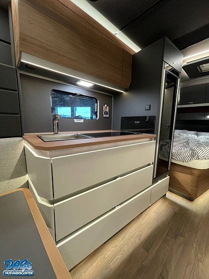 Knaus AZUR 500 FU 8 of 18