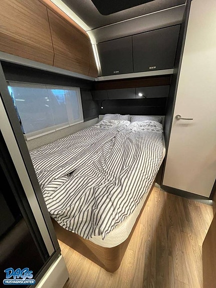 Knaus AZUR 500 FU 13 of 18