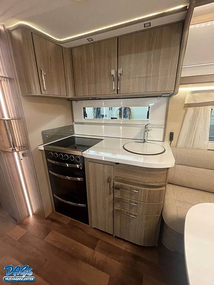 Kabe Royal 600 GLE 6 of 11