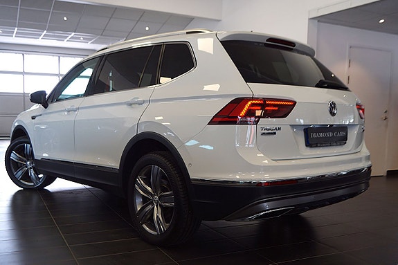 Volkswagen Tiguan Allspace 3 of 20