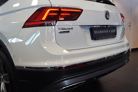Volkswagen Tiguan Allspace 4 of 20