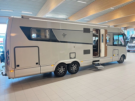 Niesmann ARTO 88 F (ALDE+Drag+Solcell+AC+Inverter+Aut 3.0L) 4 of 30
