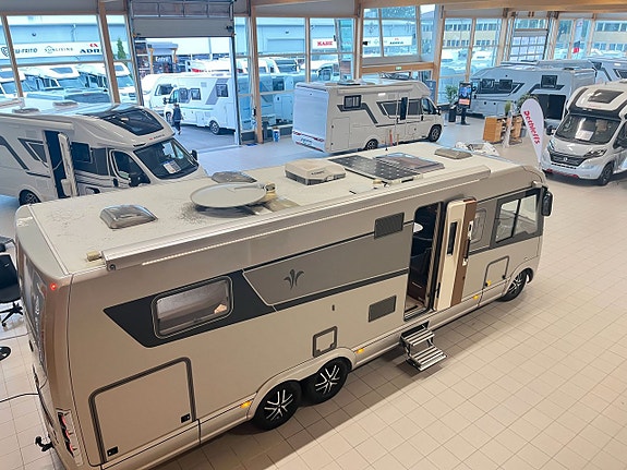 Niesmann ARTO 88 F (ALDE+Drag+Solcell+AC+Inverter+Aut 3.0L) 6 of 30