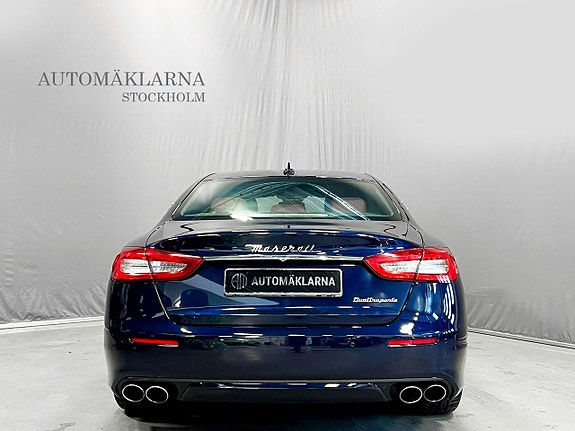 Maserati Quattroporte 6 of 25
