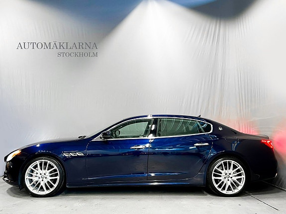 Maserati Quattroporte 8 of 25