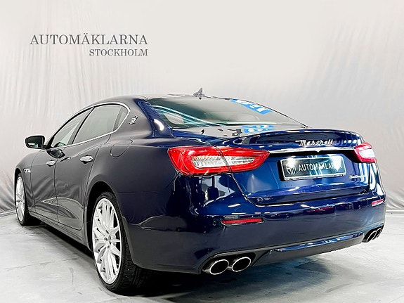 Maserati Quattroporte 3 of 25