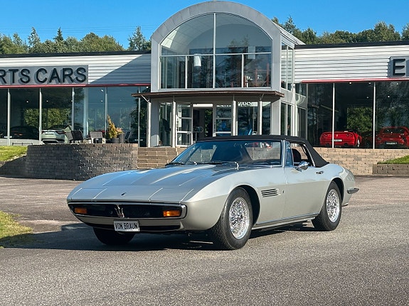Maserati Ghibli 2 of 5