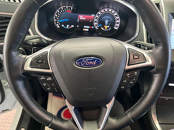 Ford S-MAX 13 of 15