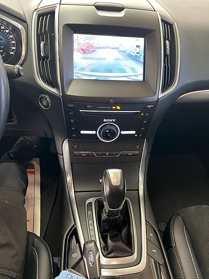 Ford S-MAX 14 of 15