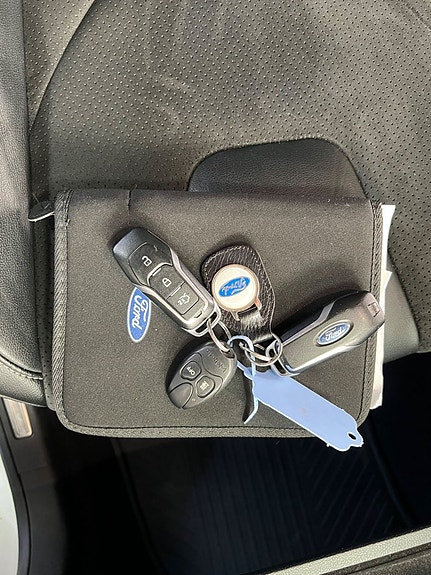Ford S-MAX 12 of 15