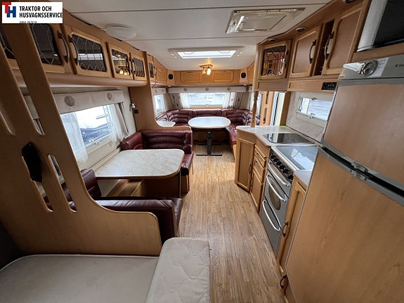 Kabe ROYAL 780 UTDL KS Dinette -05 19 of 21