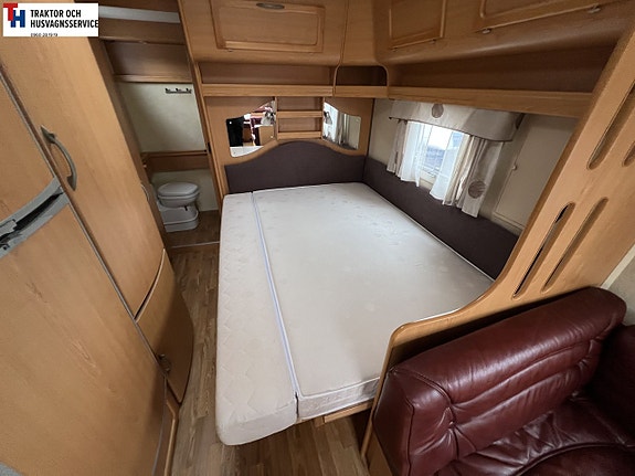 Kabe ROYAL 780 UTDL KS Dinette -05 15 of 21