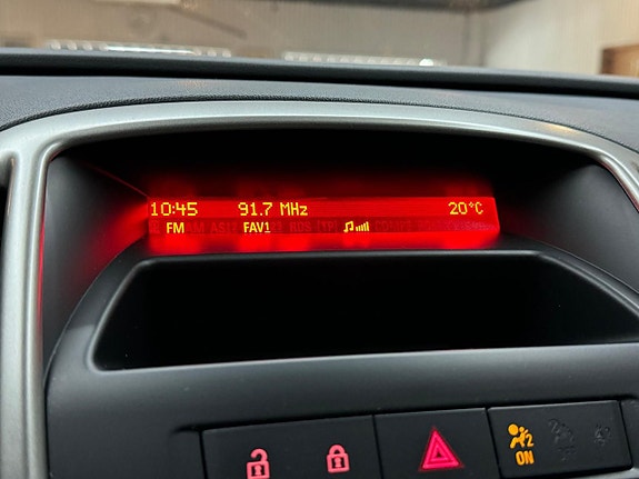 Opel Astra 10 of 16