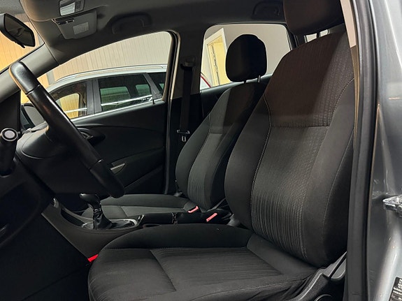 Opel Astra 15 of 16