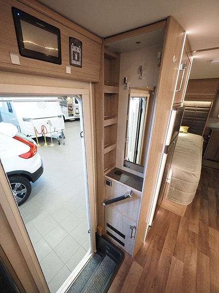 Kabe TM RX 780 LT ALDE I Stödben I AUT I MB 10 of 20