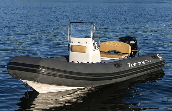 Capelli Tempest 430 SWE med Suzuki DF30 6 of 6