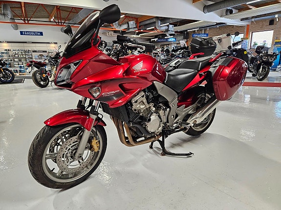 Honda CBF1000A 3 of 5