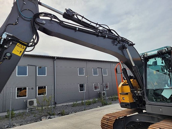 Volvo ECR 145 E , UTHYRES 15 of 24