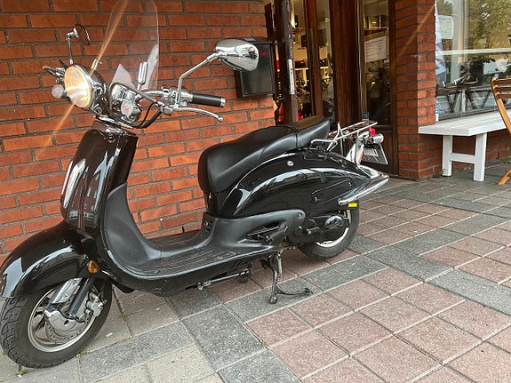 HANGLONG LB50 OBS denna moped är stulen! Ser du den meddela polisen! 4 of 8