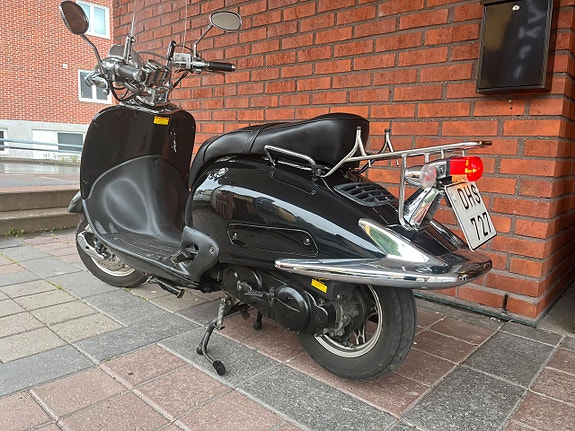 HANGLONG LB50 OBS denna moped är stulen! Ser du den meddela polisen! 5 of 8