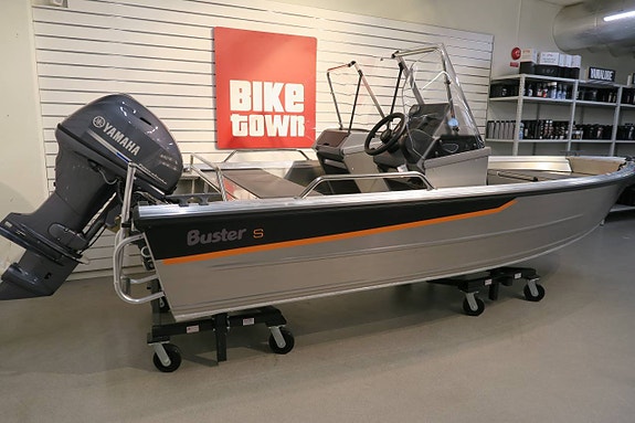 Buster S2 med Yamaha F30 för omgående leverans!