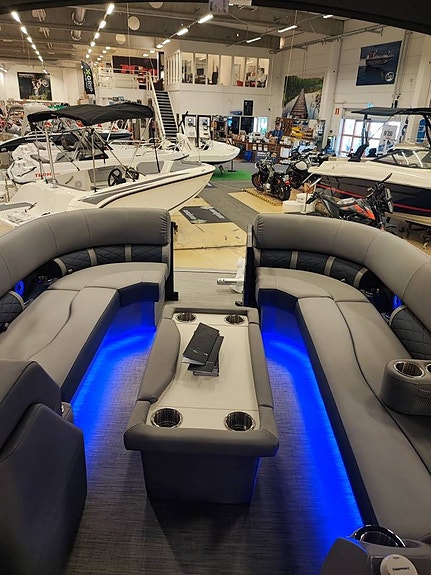 BENNINGTON 25L FASTBACK & YAMAHA 150HK - SPARA 250.000 KR 5 of 5