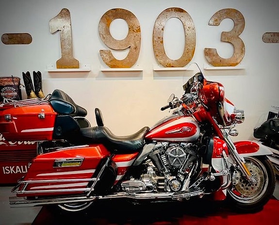 Harley-Davidson FLHTKSE CVO Ultra