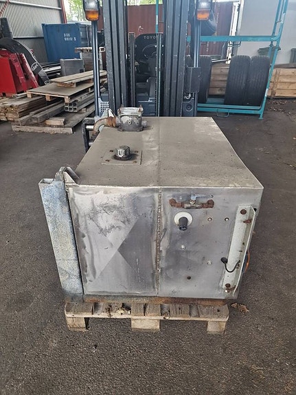 Hydraulik  OljeaTank / Verktygslåda 2 of 10