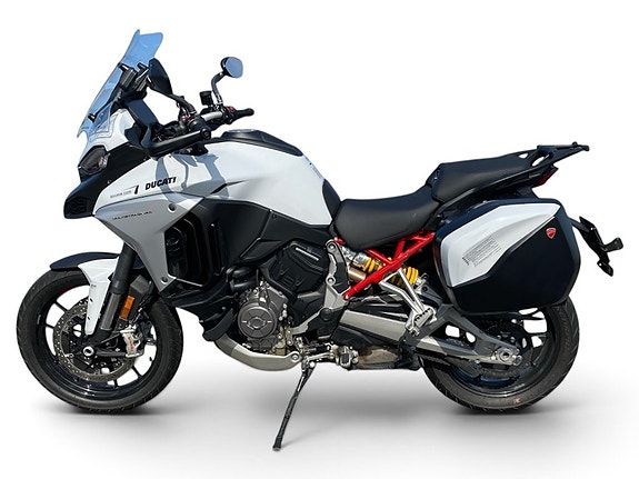 Ducati Multistrada V4 S Travel & Radar 4 of 6