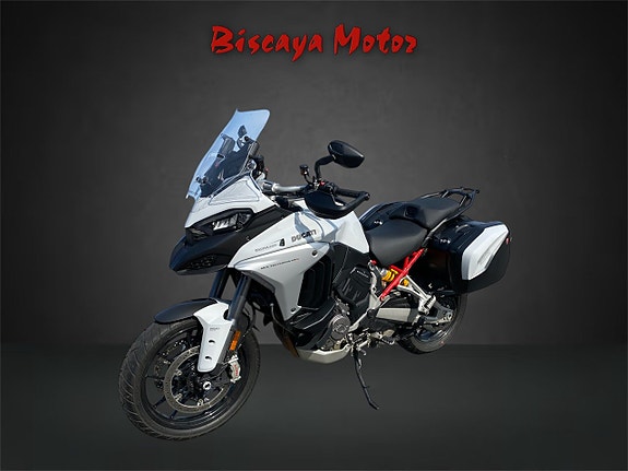 Ducati Multistrada V4 S Travel & Radar 3 of 5