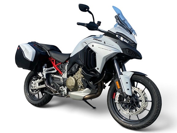 Ducati Multistrada V4 S Travel & Radar 2 of 6