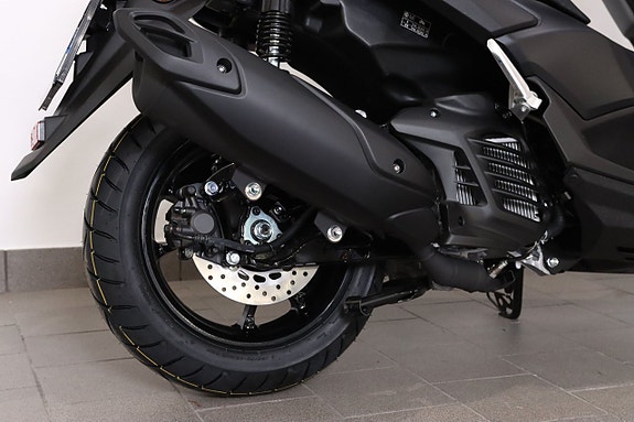 Yamaha N-Max 125 - A1 Körkort! 7 of 11